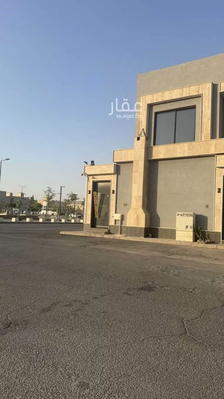 فيلا للبيع في شارع الغمد, حي السعادة, مدينة الرياض, منطقة الرياض صورة 3