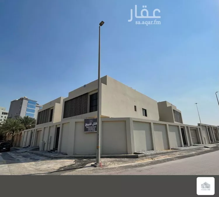 فيلا للبيع في شارع عطاء بن ابي رباح, حي تهامة, مدينة الدمام, المنطقة الشرقية صورة 2