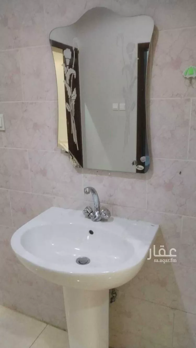 شقة للإيجار في شارع ابي الحرم المقدسي, حي الامارة, مدينة ينبع, منطقة المدينة المنورة صورة 5