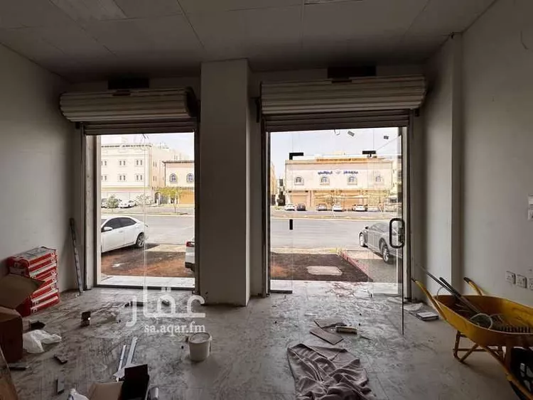 Shop for Rent in Medina King Fahd صورة 3