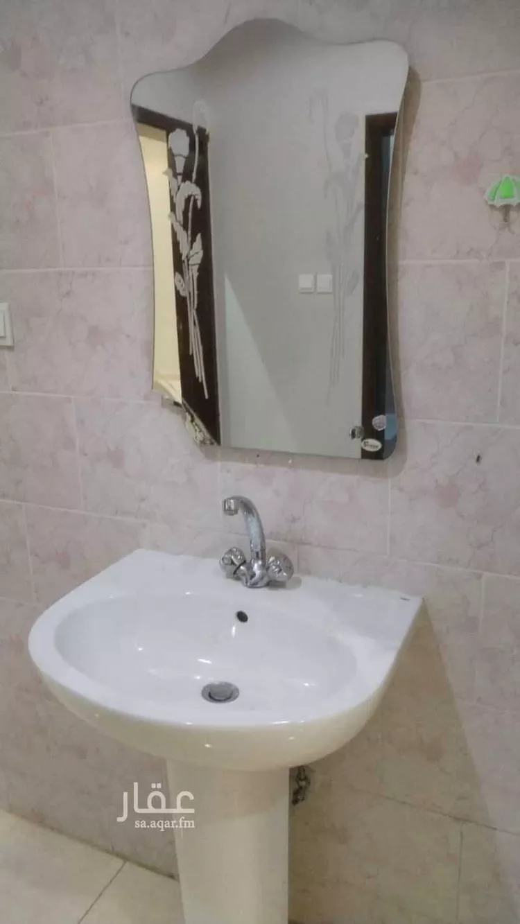 شقة للإيجار في شارع ابي الحرم المقدسي, حي الامارة, مدينة ينبع, منطقة المدينة المنورة صورة 5