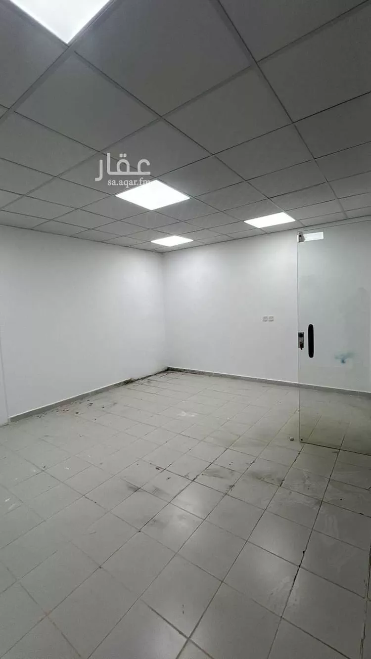 Shop for Rent in Medina Taiba