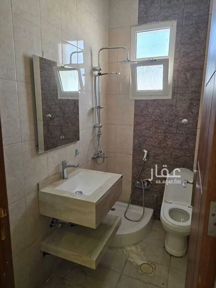 شقة للإيجار في شارع ياقوت الحموي, حي الملك فيصل, مدينة الرياض, منطقة الرياض صورة 2