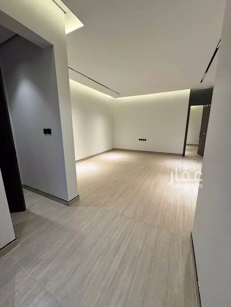 شقة للبيع في شارع أبي إسحاق الحمزي ، حي الشرق ، الرياض ، منطقة الرياض صورة 5