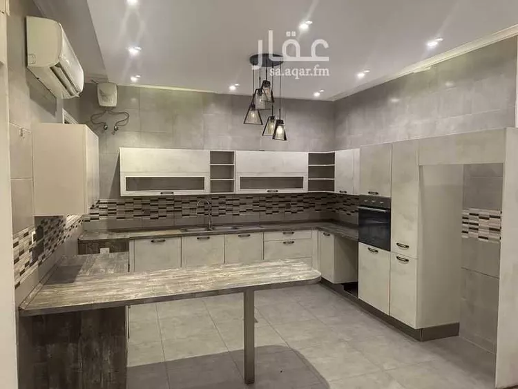 فيلا للإيجار في شارع خبيب بن عدي الأنصاري ، حي الروابي ، المدينة المنورة ، منطقة المدينة المنورة صورة 4