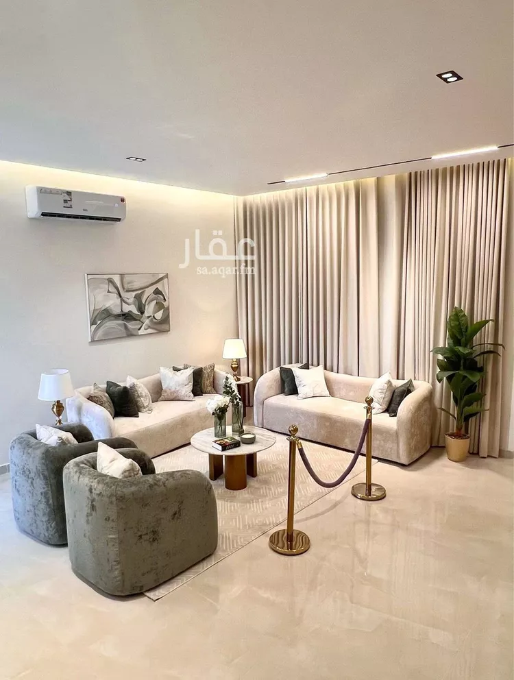 دور للبيع في حي عكاظ ، الرياض صورة 4
