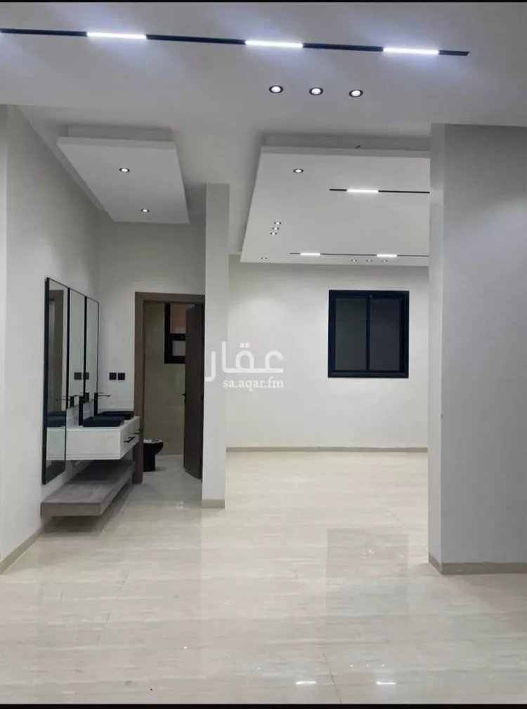فيلا للبيع في شارع عبدالرحمن بن داود, حي الرمال, مدينة الرياض, منطقة الرياض 1 صورة