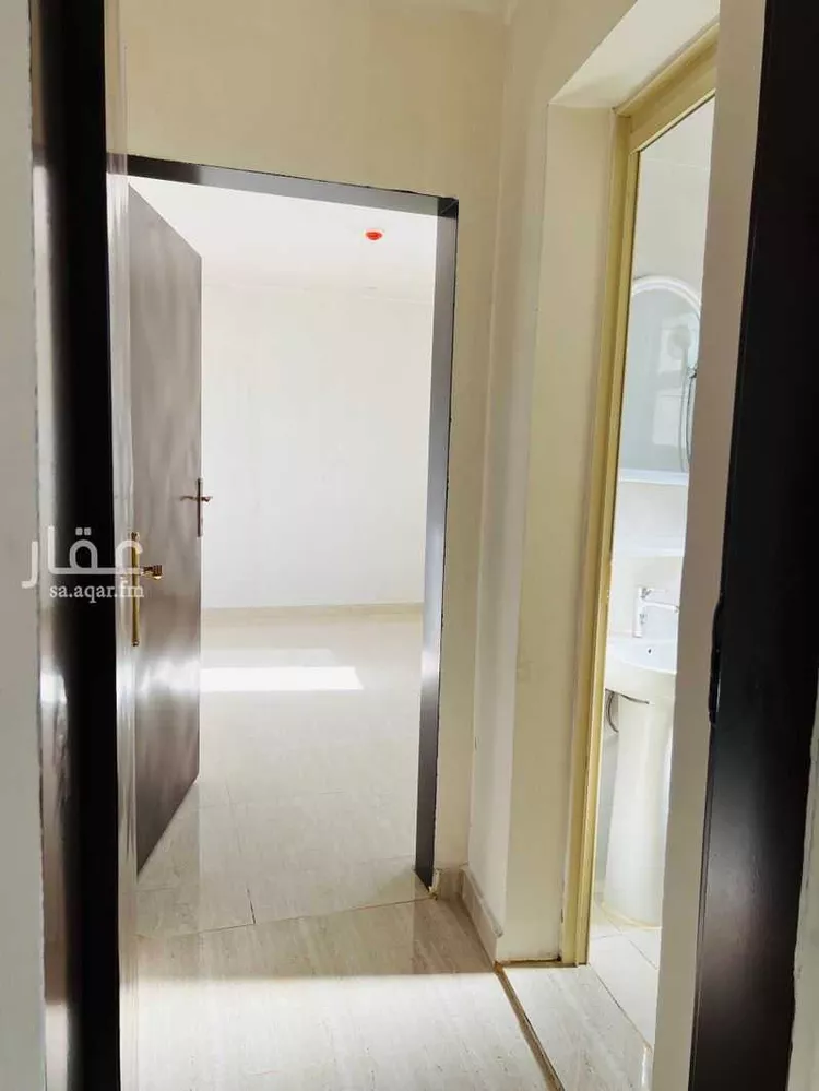 عمارة للإيجار في شارع الضياء, حي الجنادرية, مدينة الرياض, منطقة الرياض صورة 4