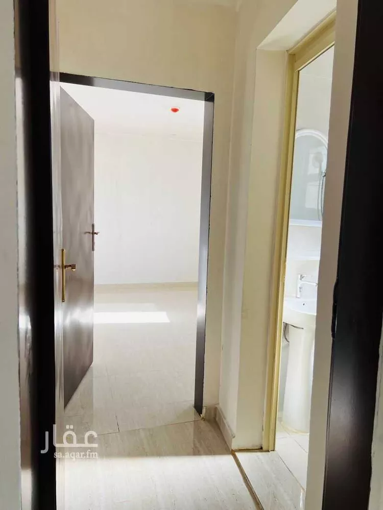 عمارة للإيجار في شارع الضياء, حي الجنادرية, مدينة الرياض, منطقة الرياض صورة 2