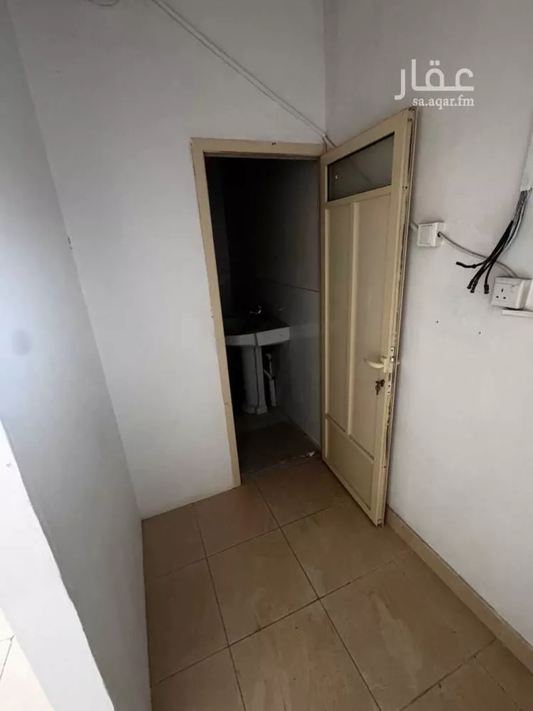 محل للإيجار في شارع زهير بن قـيس, حي طيبة, مدينة الدمام, المنطقة الشرقية