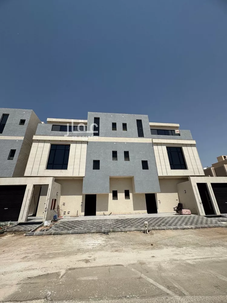 دور للبيع في شارع عبدالله الموفق, حي الخليج, مدينة الرياض, منطقة الرياض