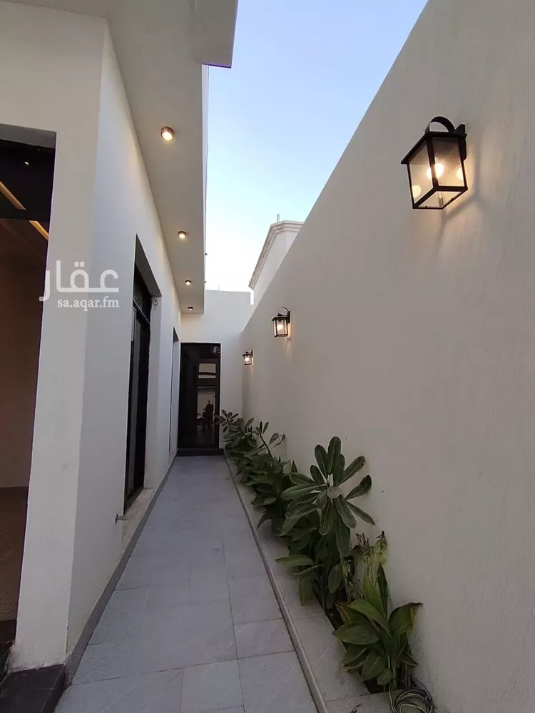 Floor for Sale in Riyadh Al Munsiyah