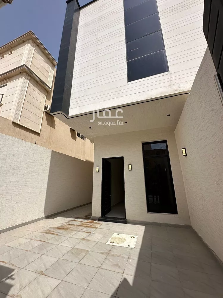 دور للبيع في شارع سليمان البغدادي, حي الرمال, مدينة الرياض, منطقة الرياض صورة 3