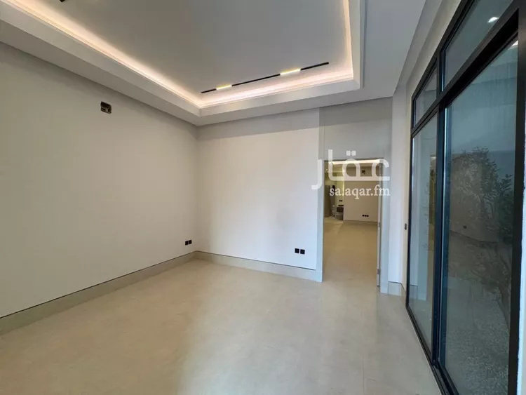 Floor for Sale in Riyadh Ar Rimal 10