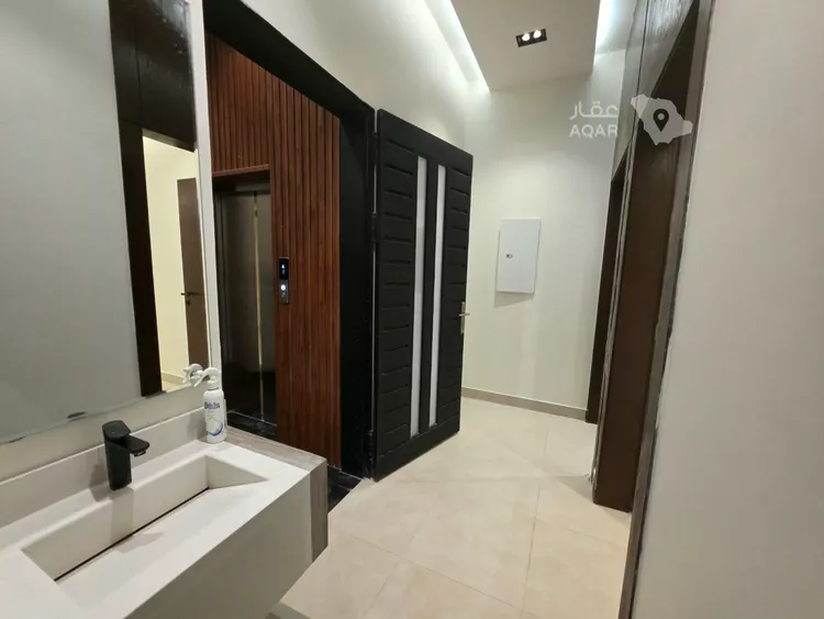 دور للبيع في شارع رقم 202, حي المونسية, مدينة الرياض, منطقة الرياض صورة 2