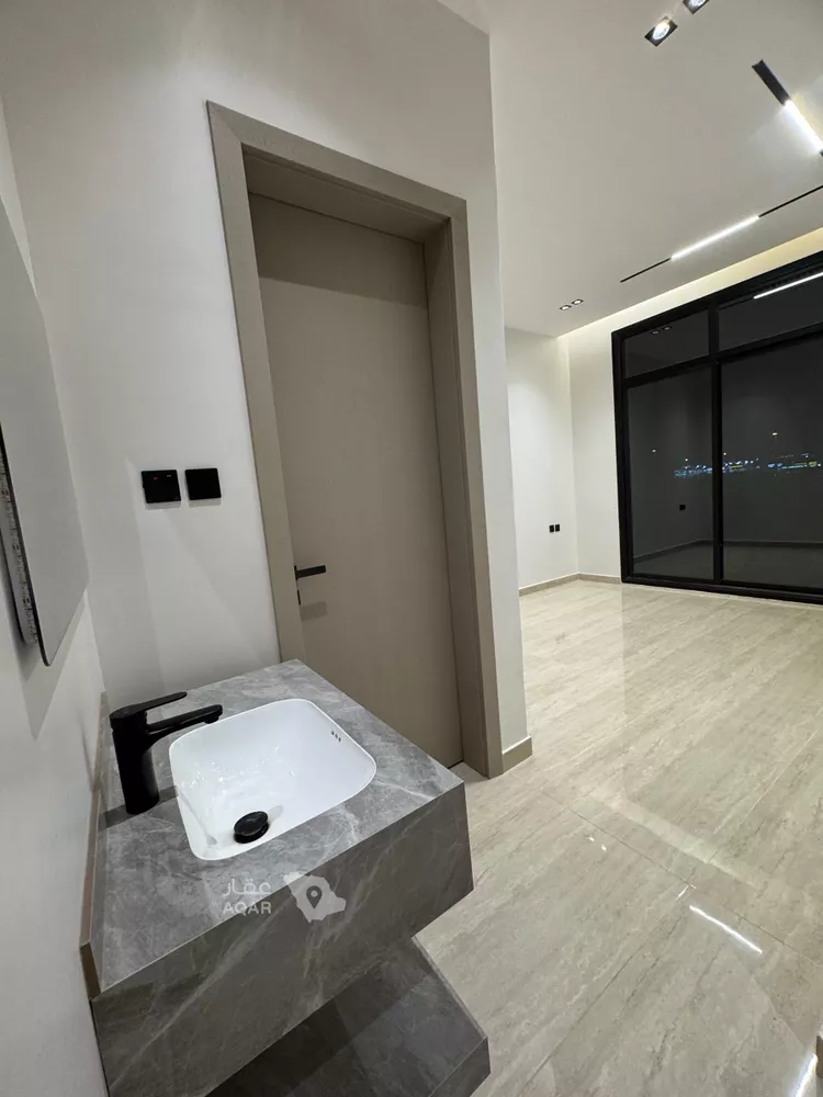 Villa for Sale in Riyadh Ar Rimal 10