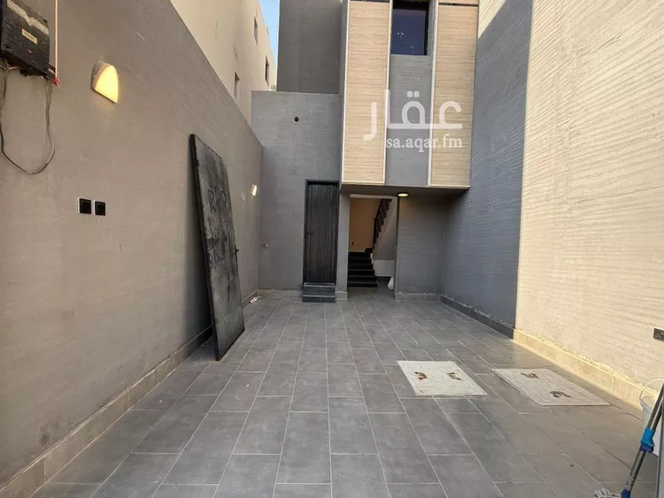 دور للبيع في شارع رقم 272, حي المونسية, مدينة الرياض, منطقة الرياض صورة 4