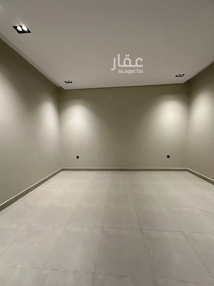 فيلا للبيع في شارع رقم 379, حي المونسية, مدينة الرياض, منطقة الرياض 8