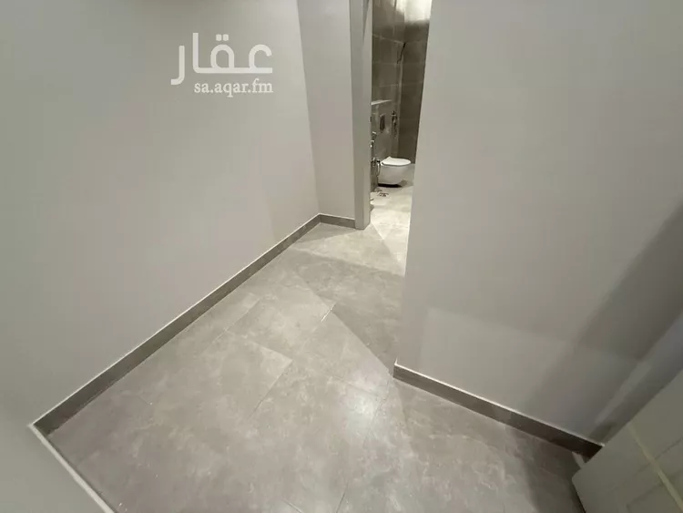 شقة للبيع في شارع الشيخ جابر الاحمد الصباح, حي اليرموك, مدينة الرياض, منطقة الرياض