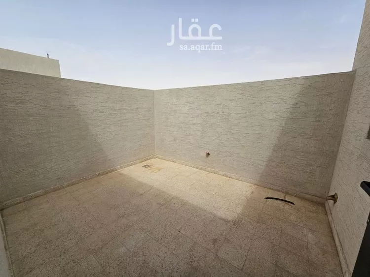 فيلا للبيع في شارع شعبة بن الحجاج, حي الرمال, مدينة الرياض, منطقة الرياض صورة 2