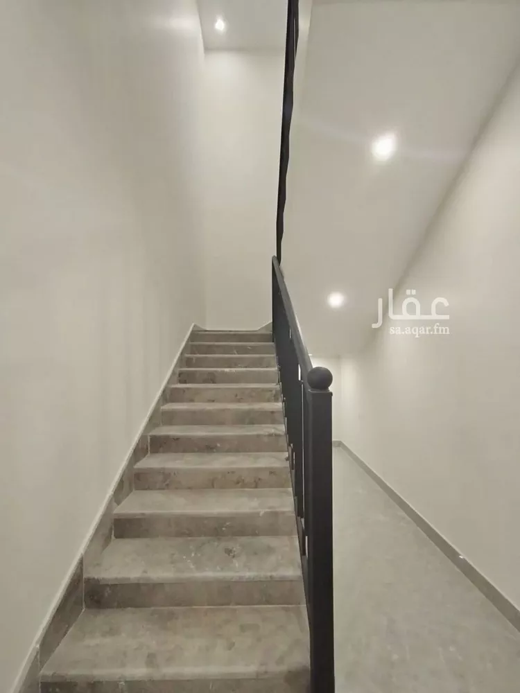 دور للبيع في شارع عبدالجبار بن حسن, حي الرمال, مدينة الرياض, منطقة الرياض صورة 2