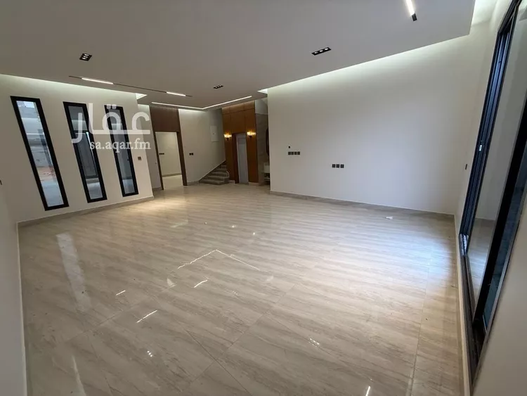 فيلا للبيع في شارع وادي الساحل, حي الرمال, مدينة الرياض, منطقة الرياض صورة 2