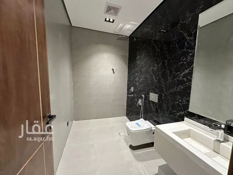 فيلا للبيع في شارع رقم 379, حي المونسية, مدينة الرياض, منطقة الرياض 8