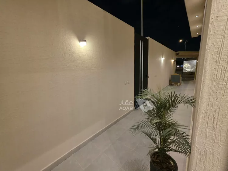 دور للبيع في شارع رقم 451, حي المونسية, مدينة الرياض, منطقة الرياض صورة 3