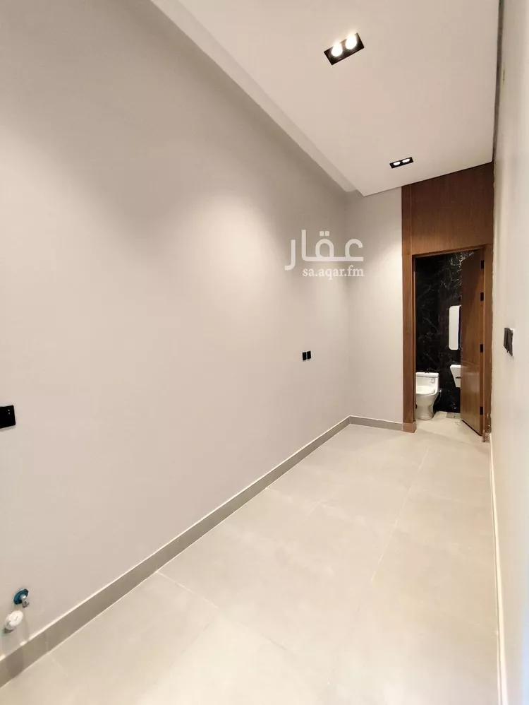 Villa for Sale in Riyadh Ar Rimal 7
