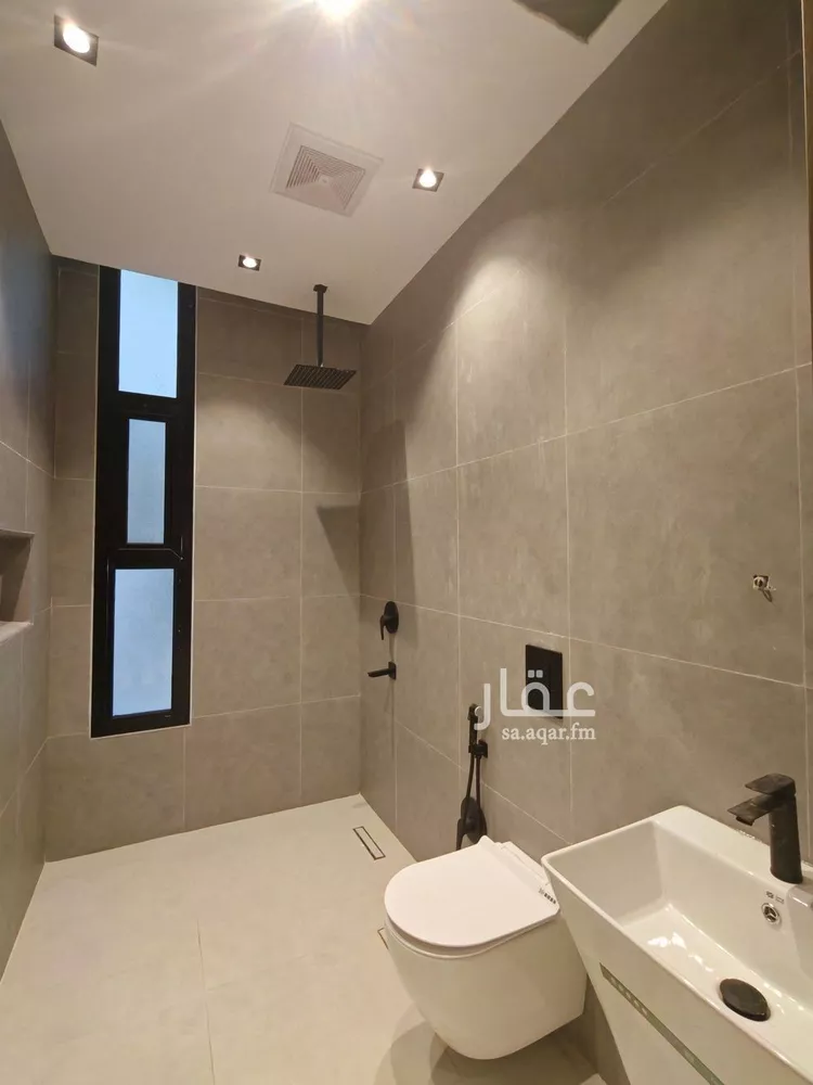 دور للبيع في شارع إبراهيم الفتال, حي الرمال, مدينة الرياض, منطقة الرياض صورة 2