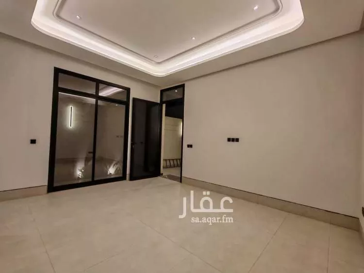 Floor for Sale in Riyadh Ar Rimal 6