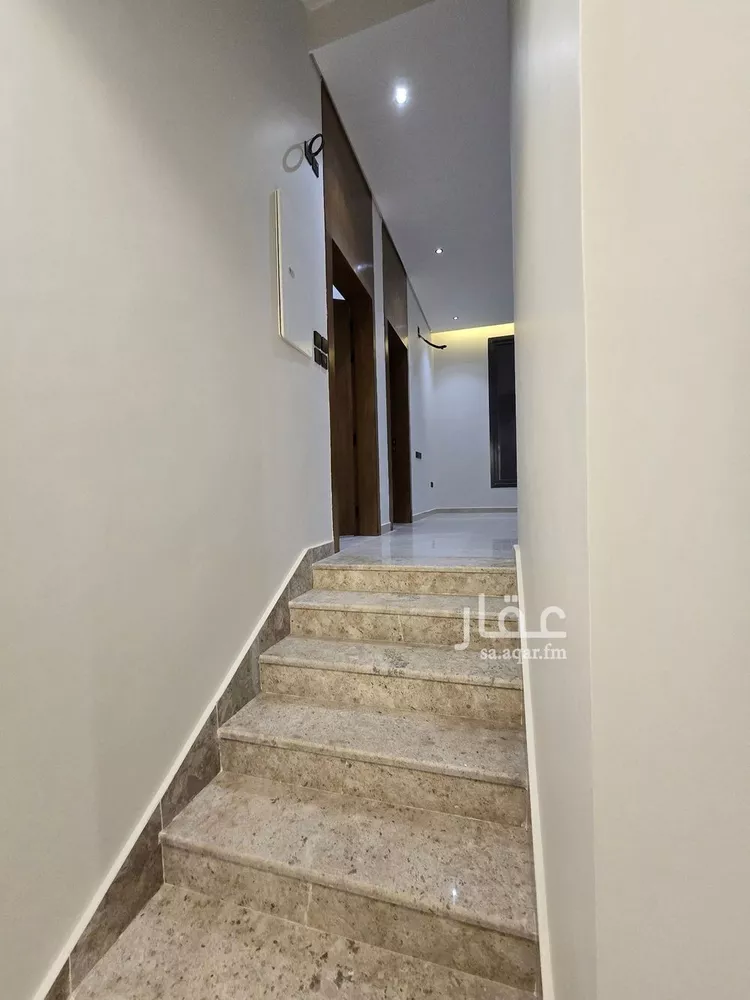فيلا للبيع في شارع ابن المطوق, حي الرمال, مدينة الرياض, منطقة الرياض 24