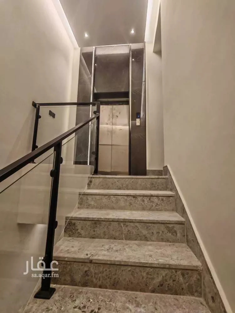 دور للبيع في شارع صلاح الدين الصفدي, حي الرمال, مدينة الرياض, منطقة الرياض صورة 4