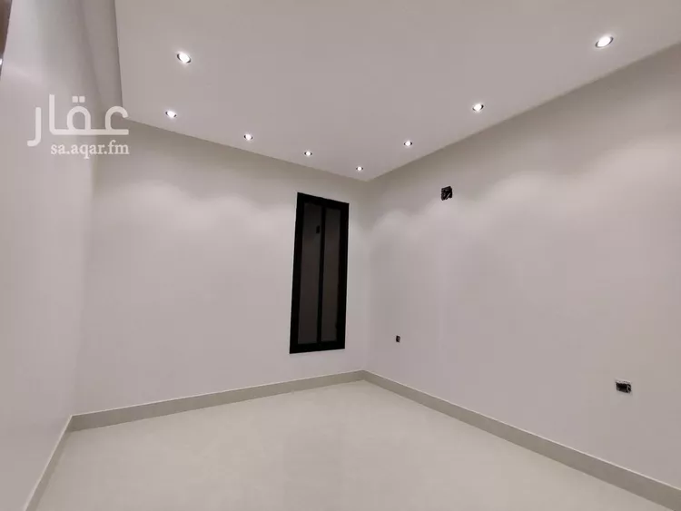 دور للبيع في شارع علي البجادي, حي الرمال, مدينة الرياض, منطقة الرياض صورة 2