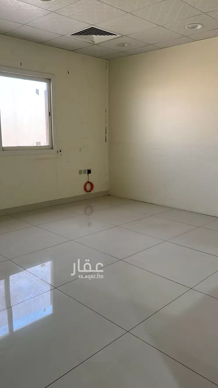 مكتب تجاري للإيجار في شارع الامام عبدالله بن سعود بن عبدالعزيز الفرعى, حي إشبيلية, مدينة الرياض, منطقة الرياض صورة 4