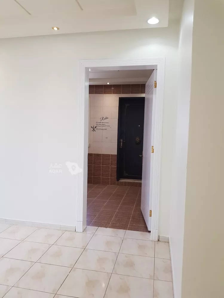 شقة للإيجار في شارع القيرواني ، حي اشبيلية ، الرياض ، منطقة الرياض 7
