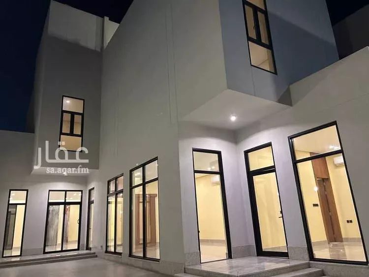 فيلا للبيع في شارع سفيان بن سهل, حي المنار, مدينة الدمام, المنطقة الشرقية صورة 5