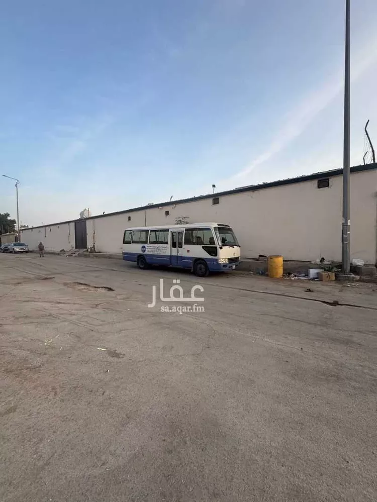 استراحة للبيع في شارع الشيخ عبدالرحمن الداود, حي المناخ, مدينة الرياض, منطقة الرياض صورة 3