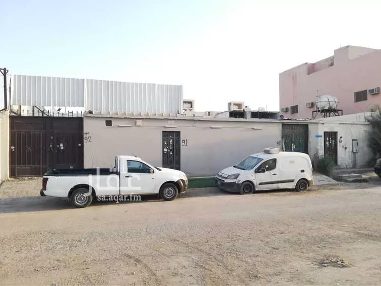 Rest House for Sale in Riyadh Al Manakh