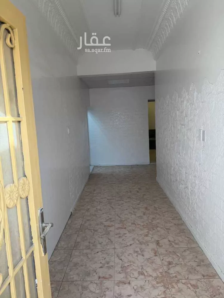 شقة للإيجار في شارع ابو الطاهر المقدسي, حي بدر, مدينة الدمام, المنطقة الشرقية 7