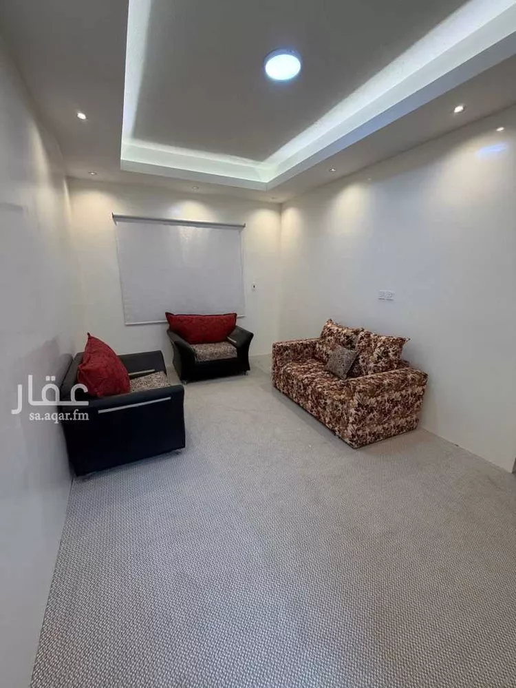 شقة للإيجار في شارع ابو الطاهر المقدسي, حي بدر, مدينة الدمام, المنطقة الشرقية صورة 2