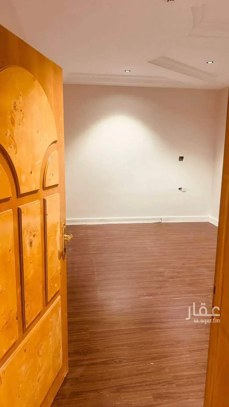 عمارة للإيجار في شارع ديراب الفرعي, حي نمار, مدينة الرياض, منطقة الرياض 8