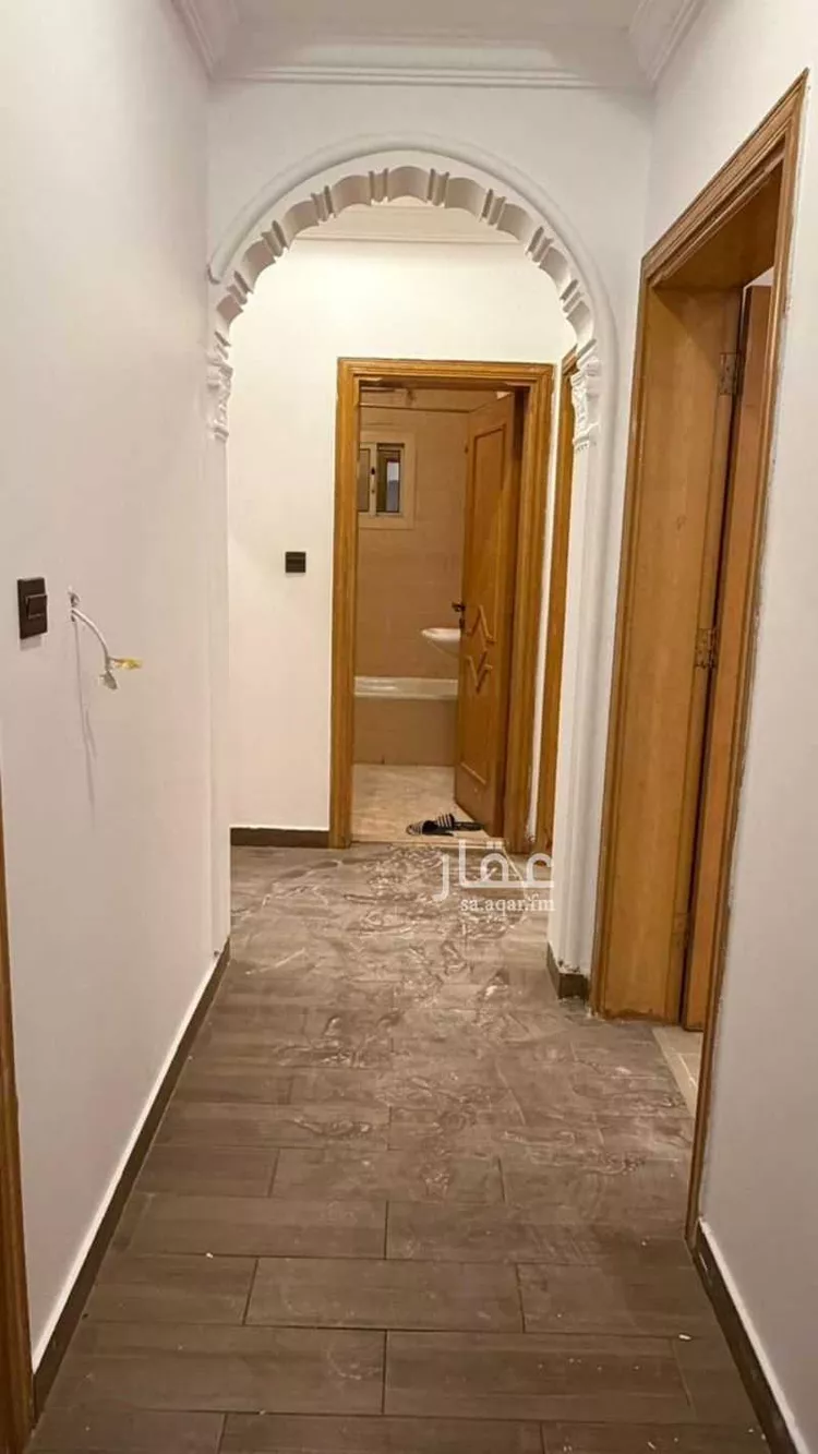 شقة للإيجار في شارع ابو يزيد اللقيطي ، حي الزهراء ، جدة ، جدة