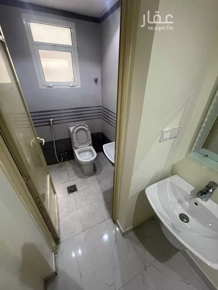 عمارة للإيجار في شارع القاسمة, حي هجر, مدينة الدمام, المنطقة الشرقية صورة 2