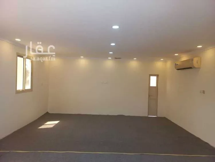 فيلا للإيجار في شارع مصطفى صادق الرافعي, حي الشاطئ, مدينة جدة, منطقة مكة المكرمة صورة 5