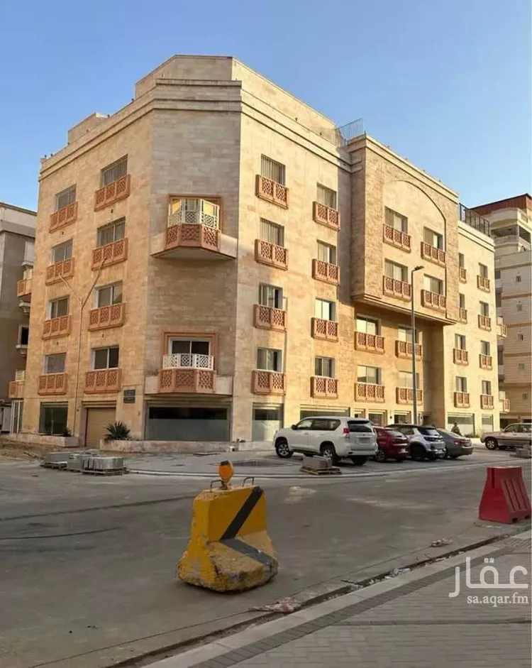 فيلا للإيجار في شارع الوطن العربي, حي الحمراء, مدينة جدة, منطقة مكة المكرمة