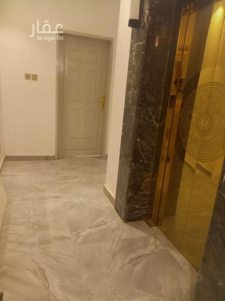 فيلا للإيجار في شارع محمد بن المستنير, حي القيروان, مدينة الرياض, منطقة الرياض صورة 2