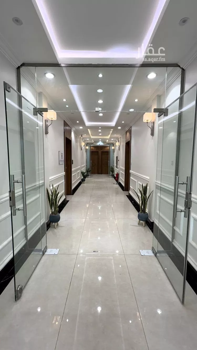 Commercial Office for Rent in Riyadh Hittin صورة 3