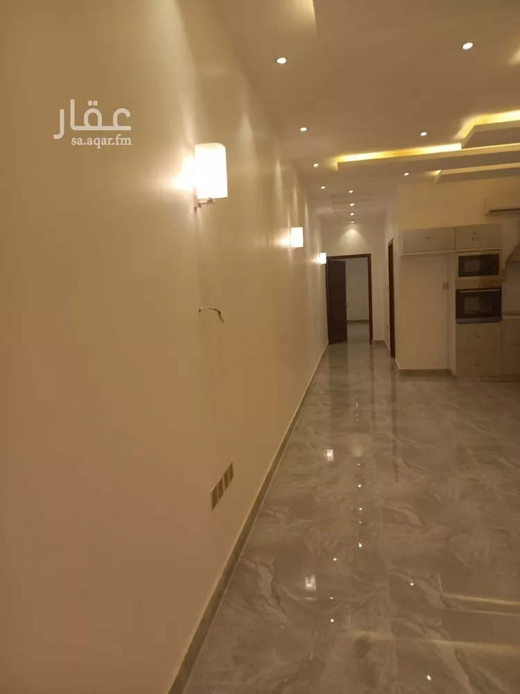 فيلا للإيجار في شارع محمد بن المستنير, حي القيروان, مدينة الرياض, منطقة الرياض صورة 5