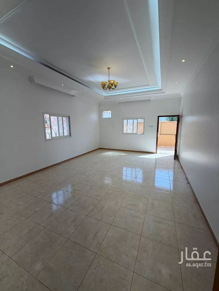 شقة للإيجار في شارع ابن سكرة, حي المروج, مدينة أبها, منطقة عسير صورة 3
